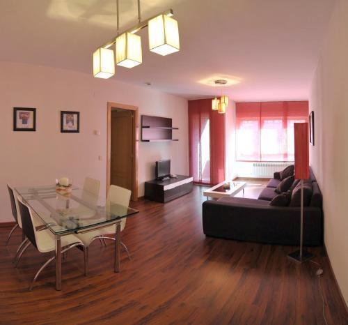 Apartamentos Turisticos Veladiez La Lastrilla Exteriör bild